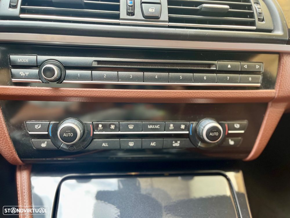 BMW 520 d Line Luxury Auto - 13