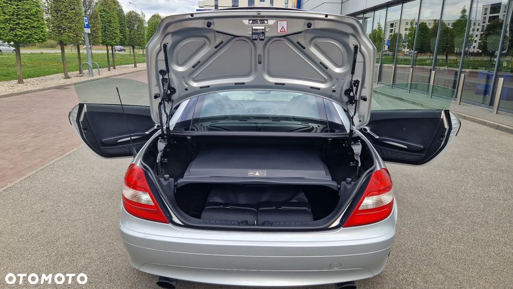 Mercedes-Benz SLK - 16