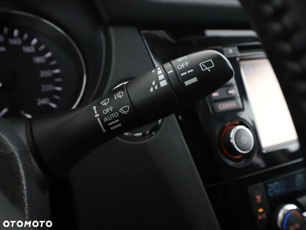 Nissan X-Trail 1.6 DCi N-Connecta 4WD - 33