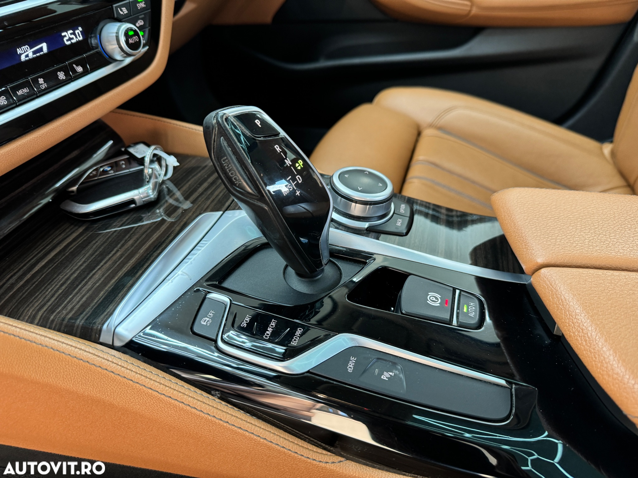 BMW Seria 5 530e xDrive AT PHEV - 23