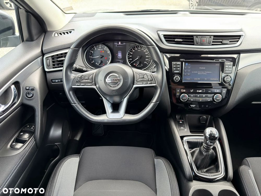 Nissan Qashqai 1.6 DIG-T N-Connecta - 20
