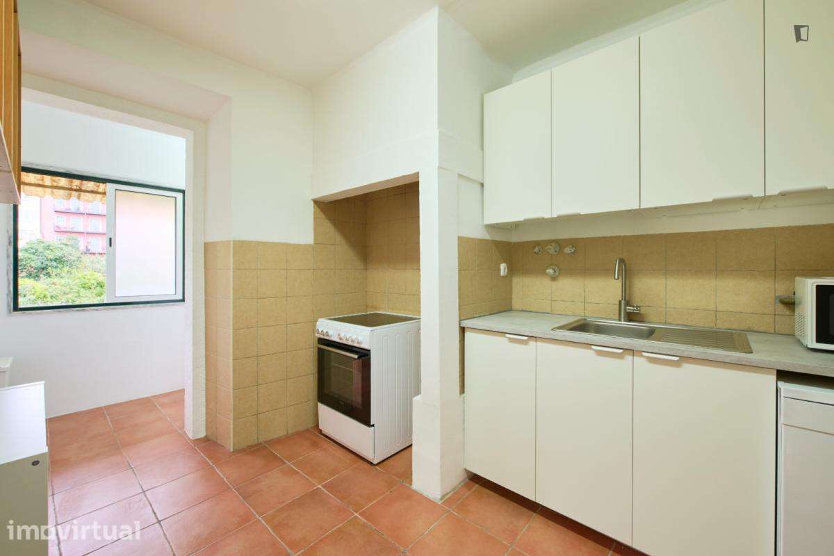 Quarto - localizado em São Bento Lisbon - Grande imagem: 2/29