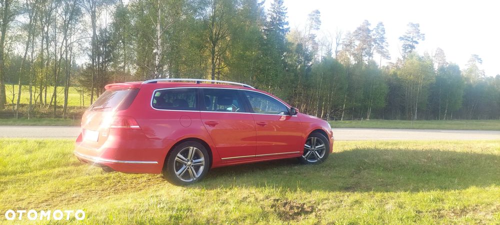 Volkswagen Passat 2.0 TDI 4Motion DSG BlueMotion Tech R-Line - 8