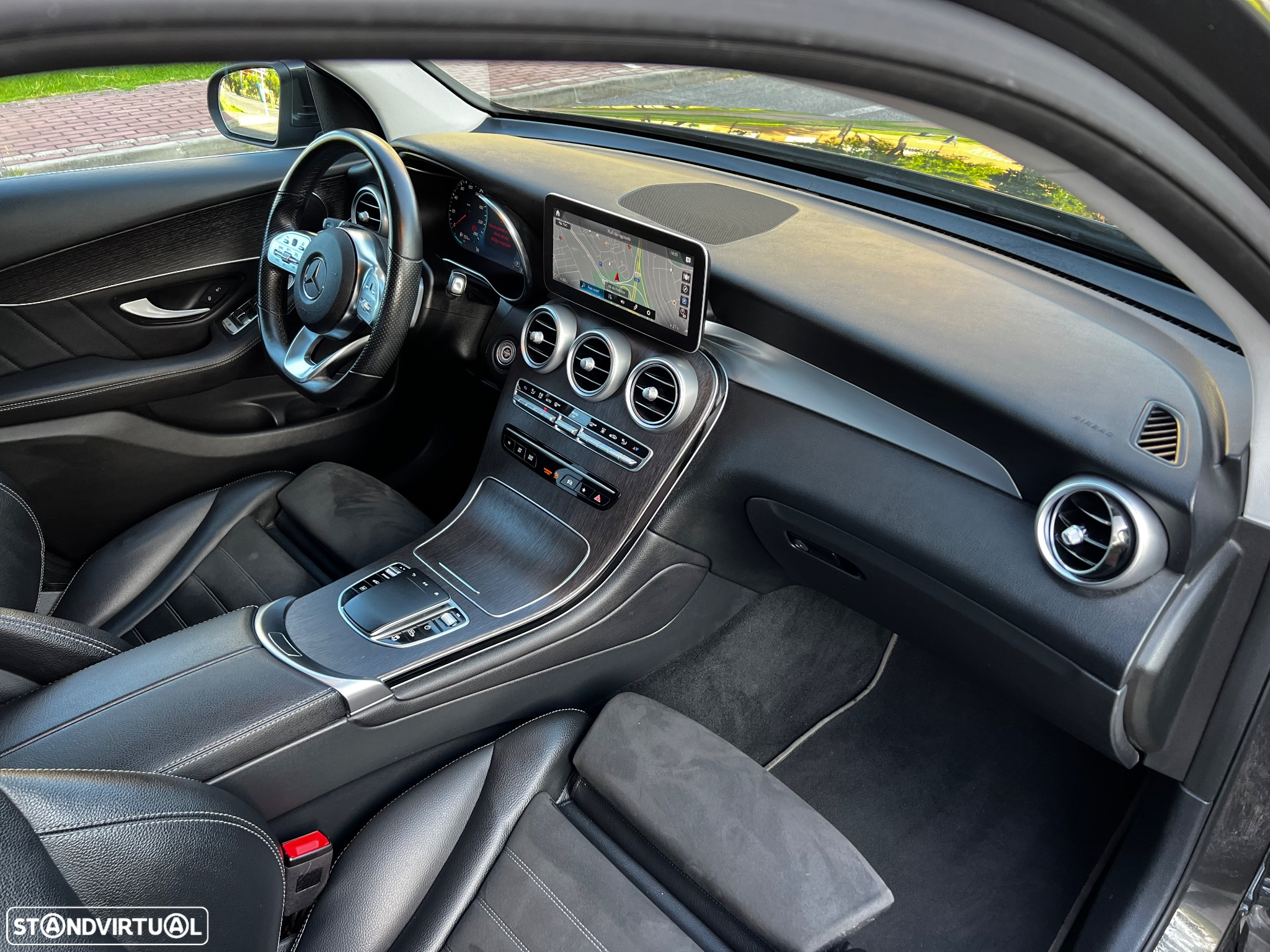 Mercedes-Benz GLC 300 de 4Matic - 34