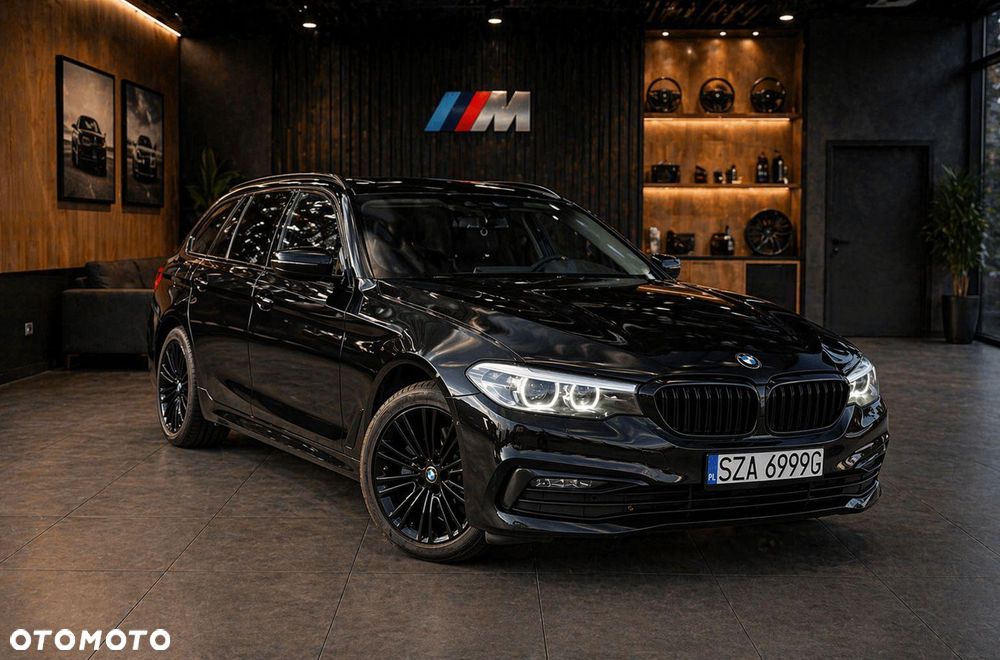 BMW Seria 5 525d xDrive Sport-Aut Luxury Line - 4