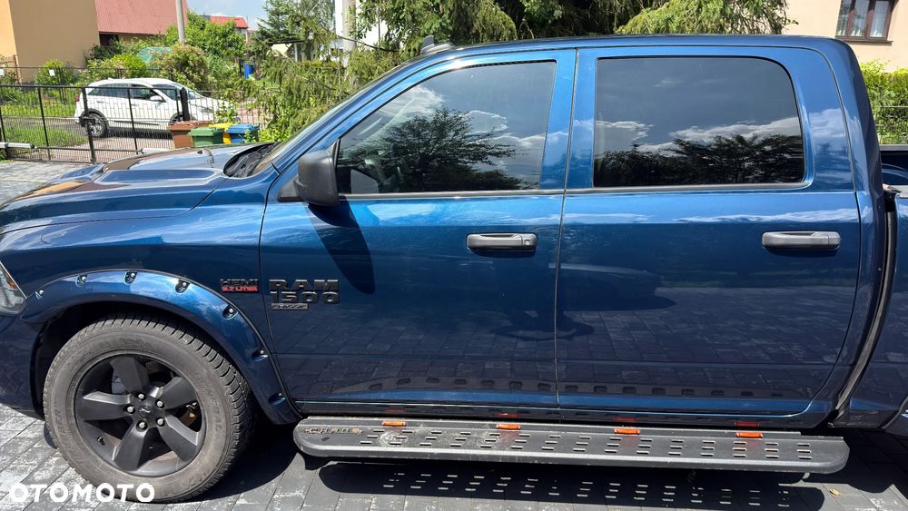 Dodge RAM - 10