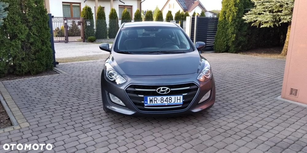 Hyundai i30 blue 1.6 GDI Trend - 9