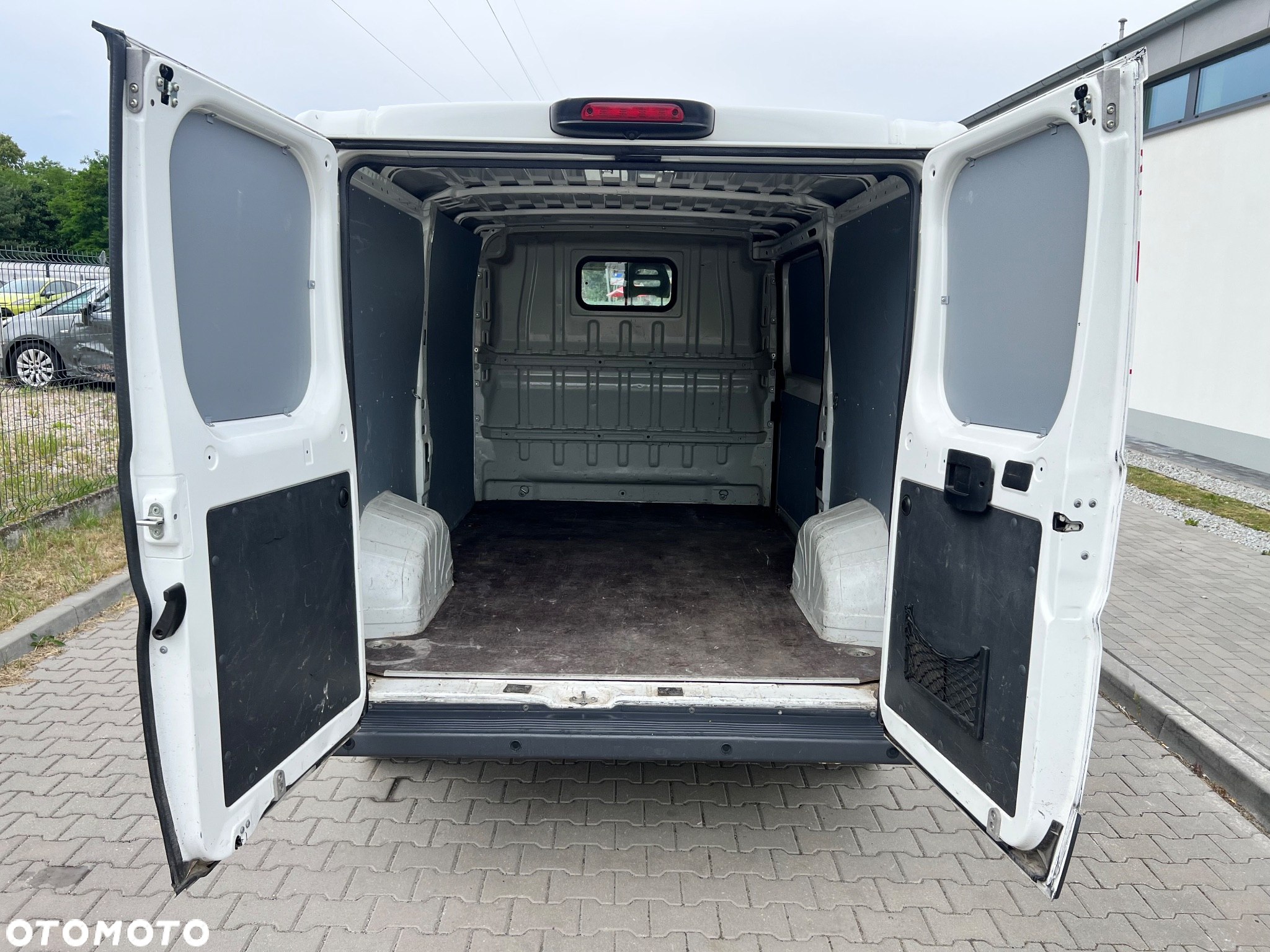 Peugeot Boxer L2H1 - 18