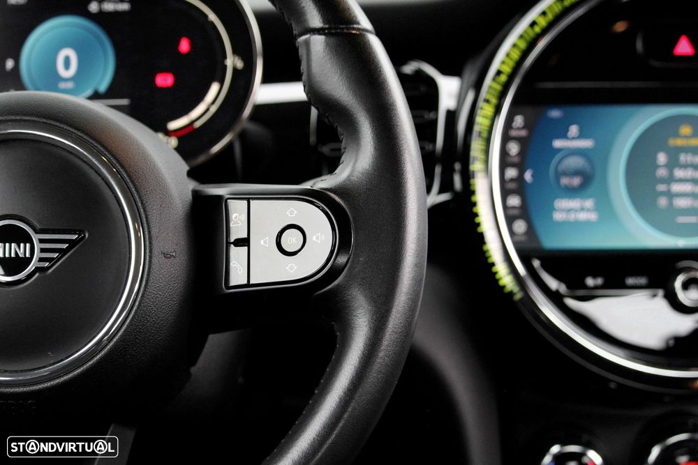 MINI 5 Portas Cooper Auto - 37