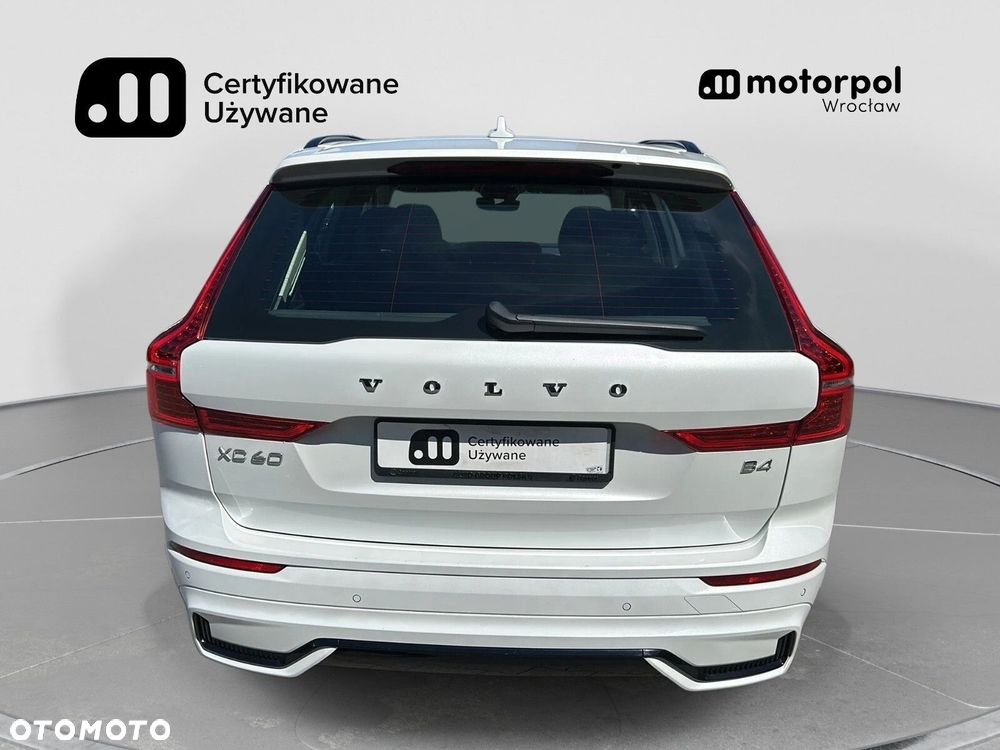 Volvo XC 60 B4 B Plus Dark - 13