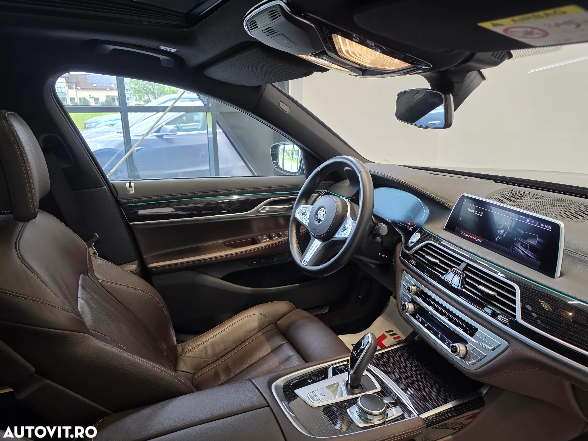 BMW Seria 7 730d xDrive MHEV - 8