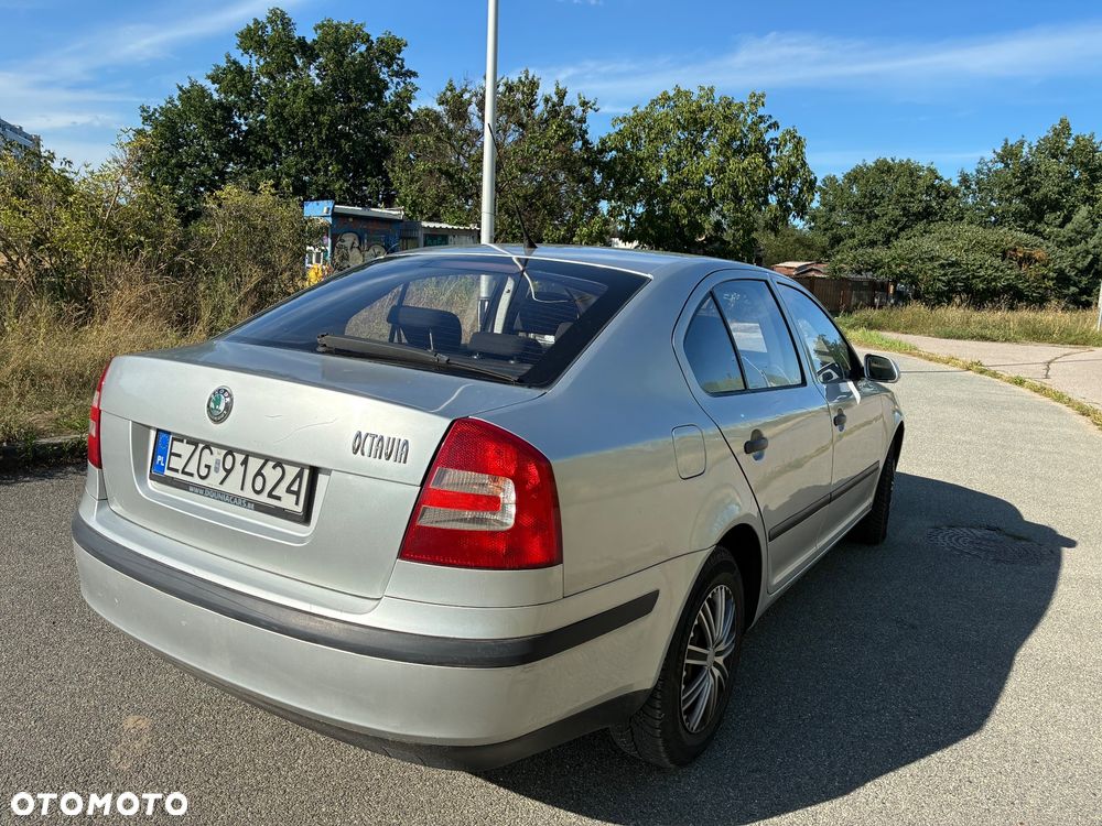 Skoda Octavia 1.4 Fun - 7