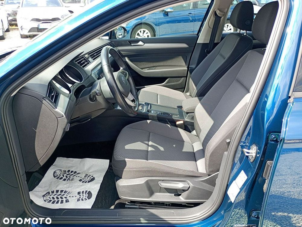 Volkswagen Passat Variant 2.0 TDI EVO Essence - 20