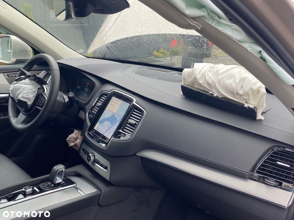 Volvo XC 90 B5 B AWD Plus Bright 7os - 24