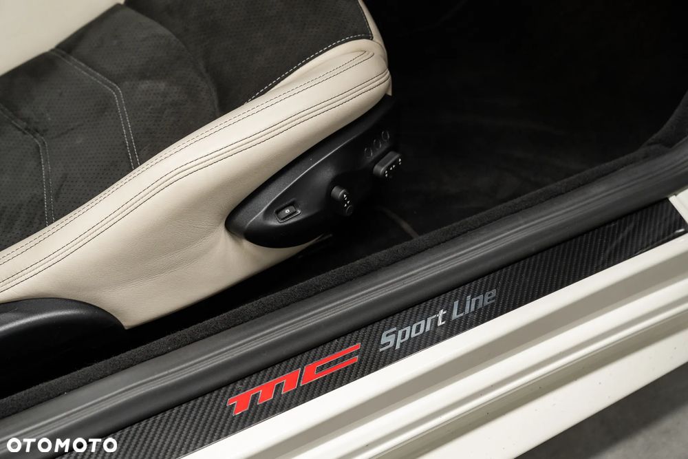 Maserati GranTurismo S - 32