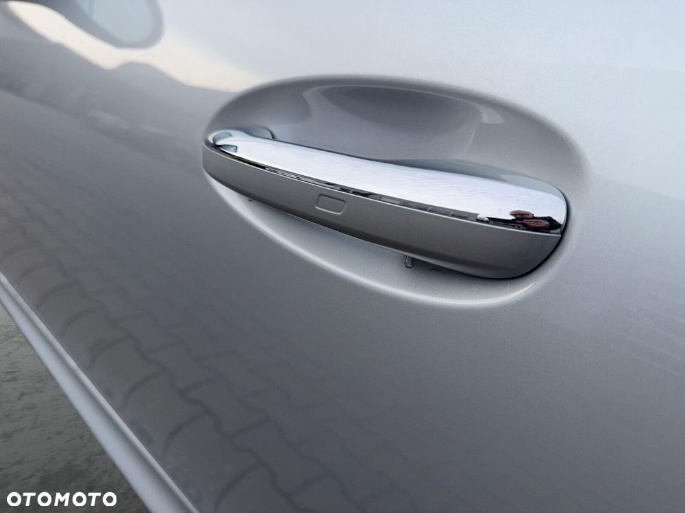 Mercedes-Benz CLE - 11