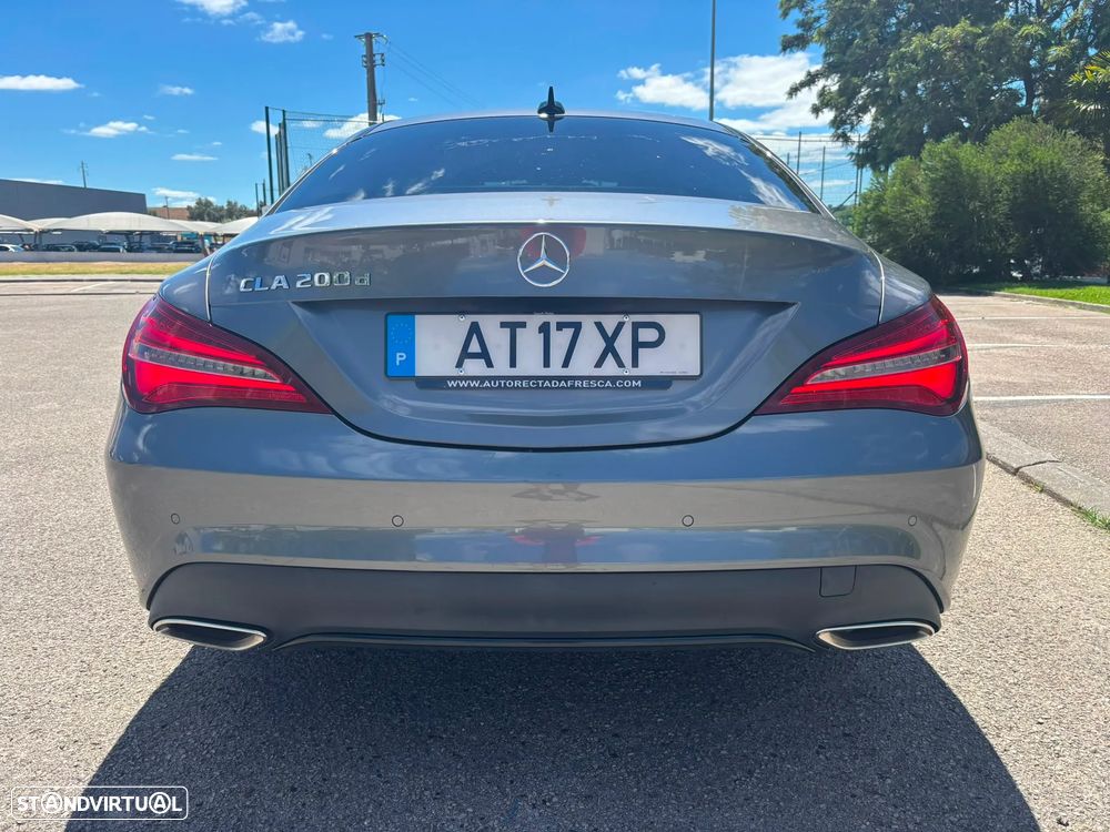 Mercedes-Benz CLA 200 d 4Matic 7G-DCT AMG Line - 12