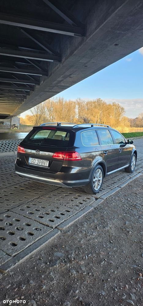 Volkswagen Passat Alltrack 2.0 TDI - 7