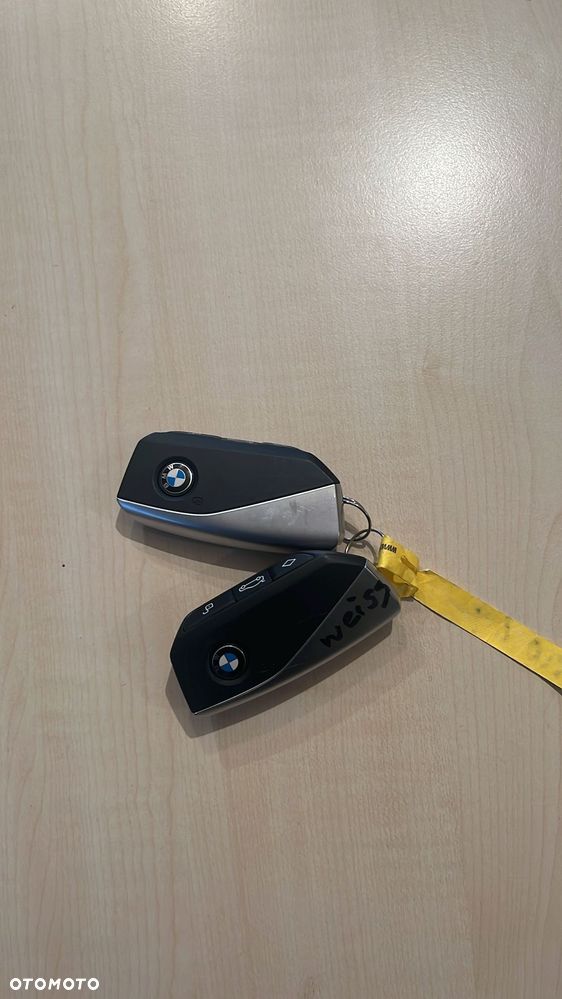 BMW Seria 5 520d xDrive mHEV - 14