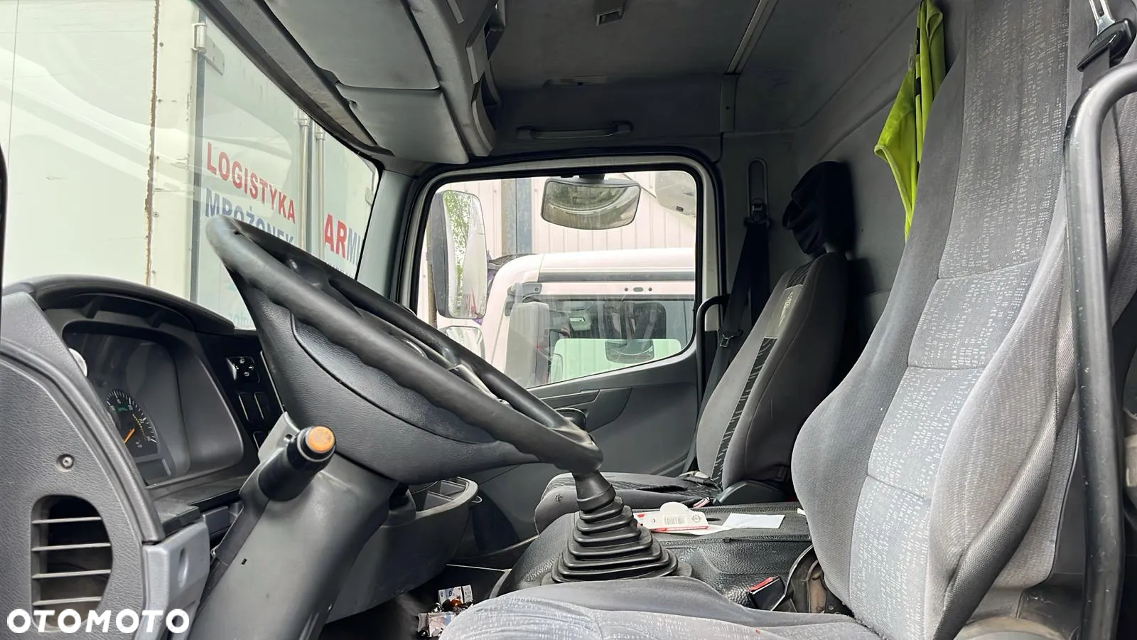 Mercedes-Benz Axor 1828 - 17
