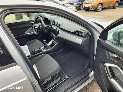 Audi Q3 - 3