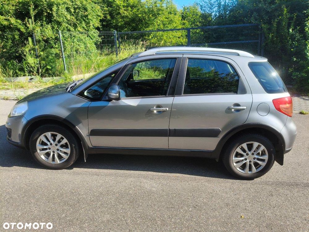 Suzuki SX4 1.6 VVT 4x2 Style - 11