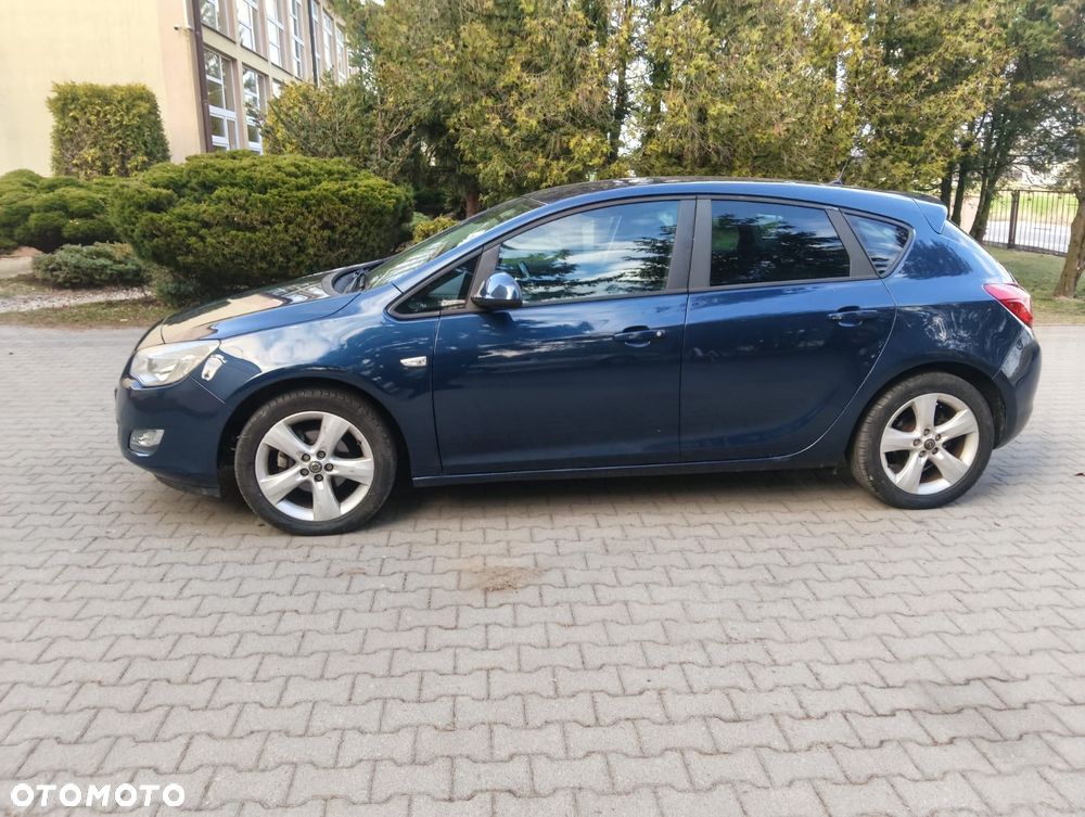 Opel Astra 1.4 Cosmo - 20