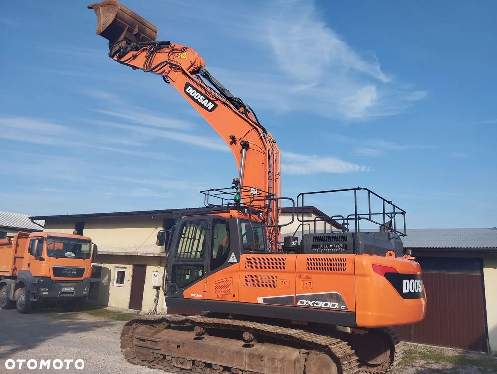 Doosan DX 300LC