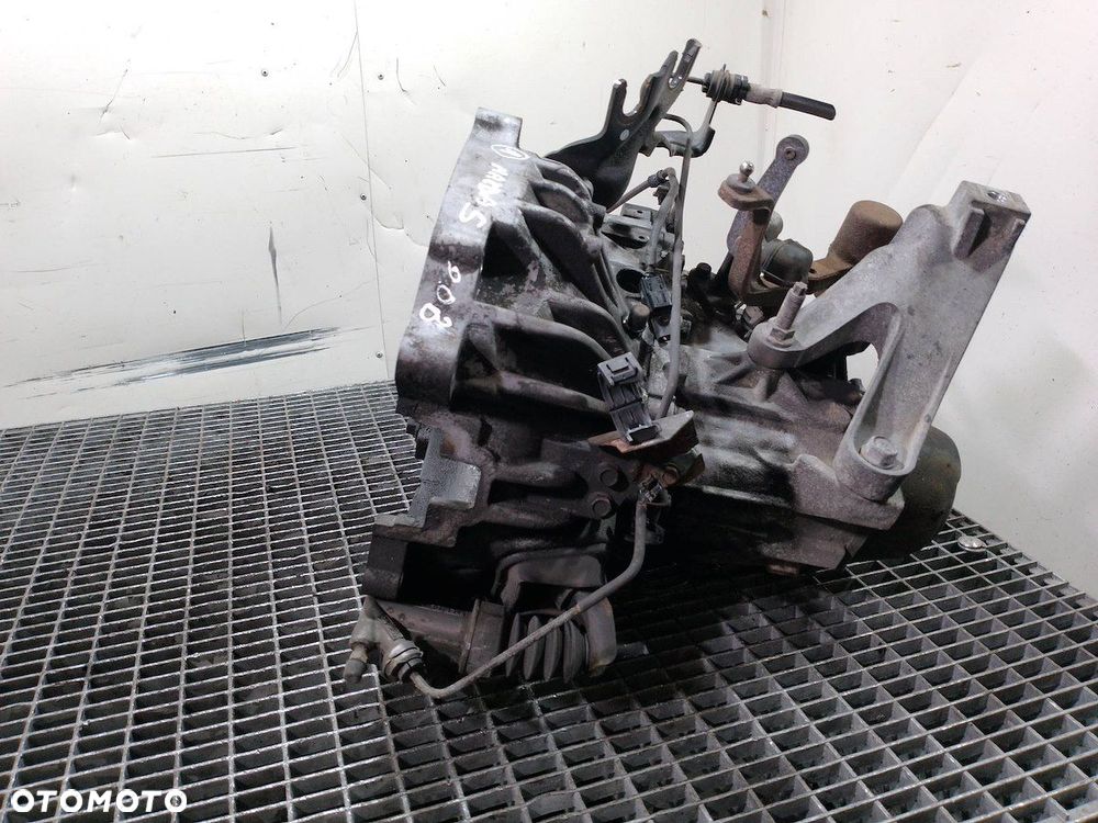 SKRZYNIA BIEGÓW MANUALNA MAZDA 5 ( 05-10 ) 2.0 D  RF7 - 2