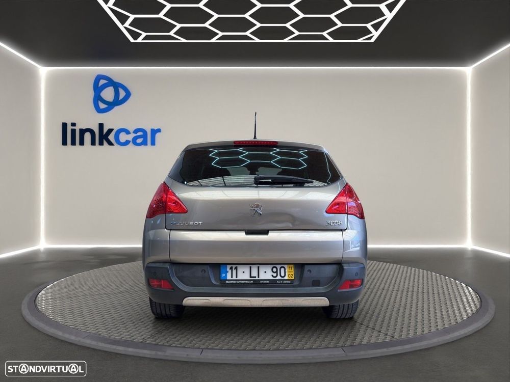 Peugeot 3008 1.6 HDi Executive CMP6 - 5