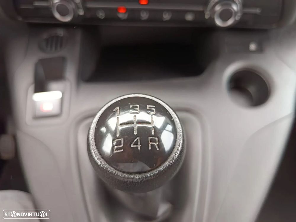 Peugeot partner - 25