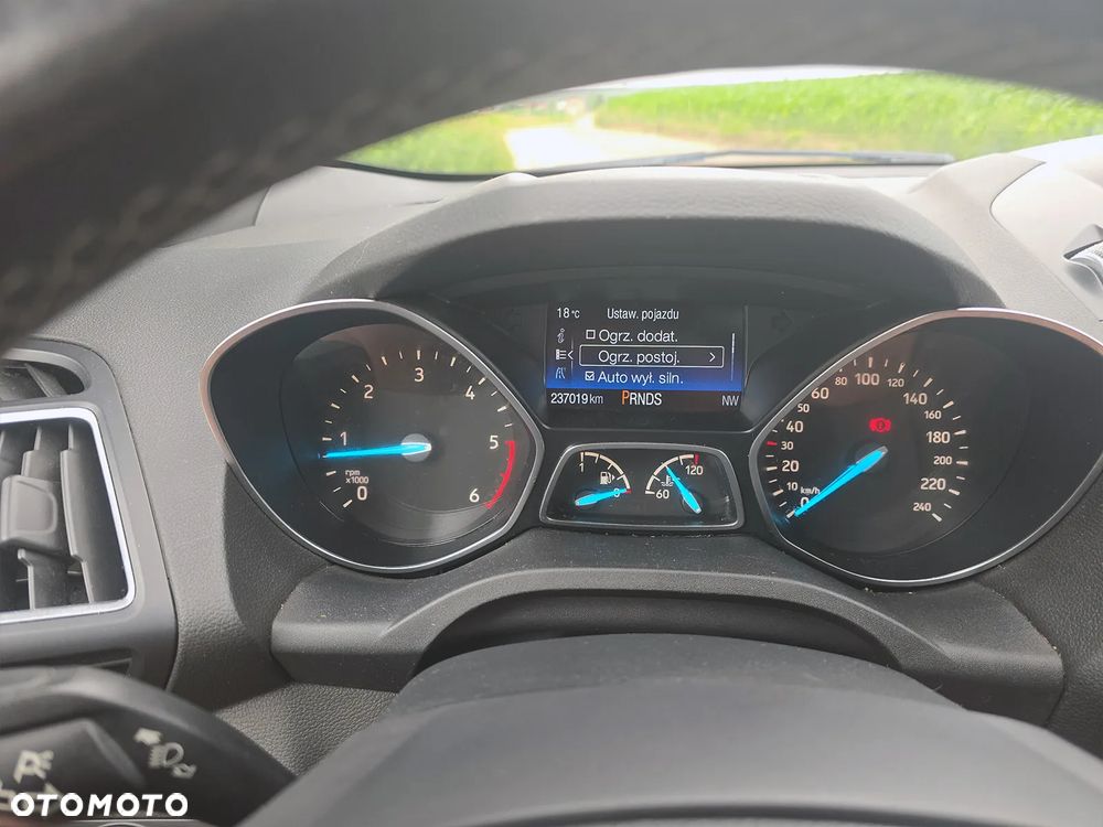Ford Kuga 2.0 TDCi 4x4 ST-Line - 14
