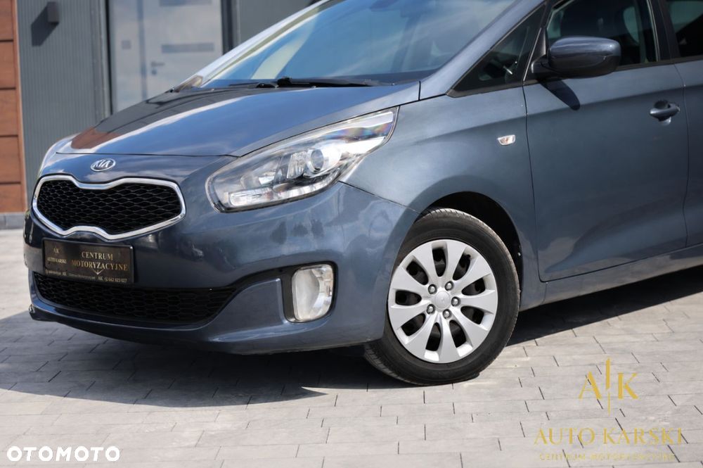 Kia Carens - 13