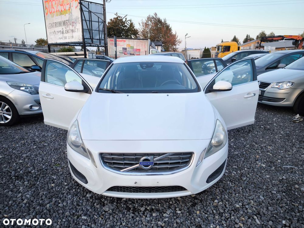 Volvo V60 - 13