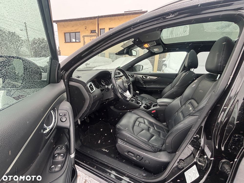 Nissan Qashqai 1.3 DIG-T TEKNA - 15