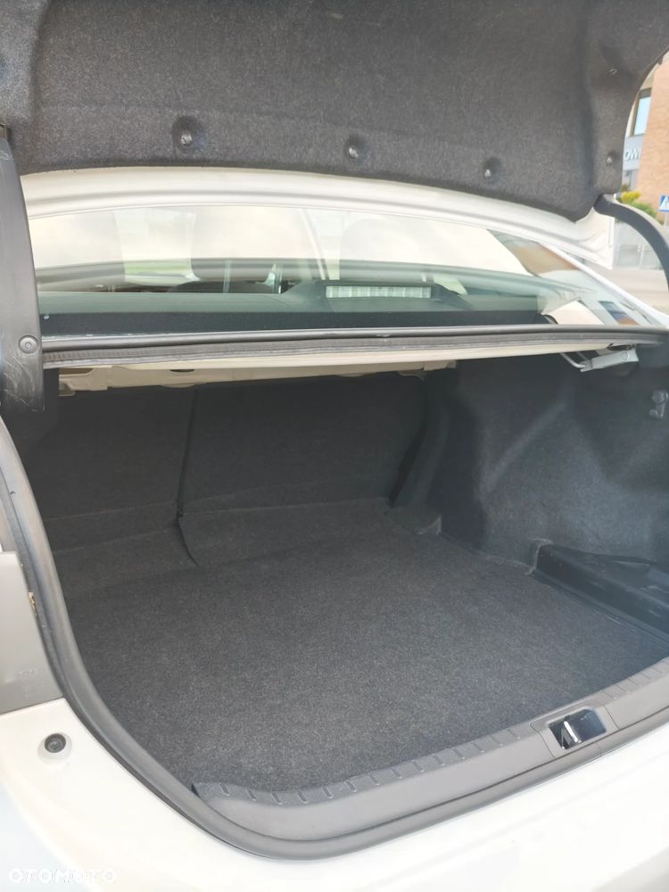 Toyota Corolla 1.4 D-4D Comfort - 10