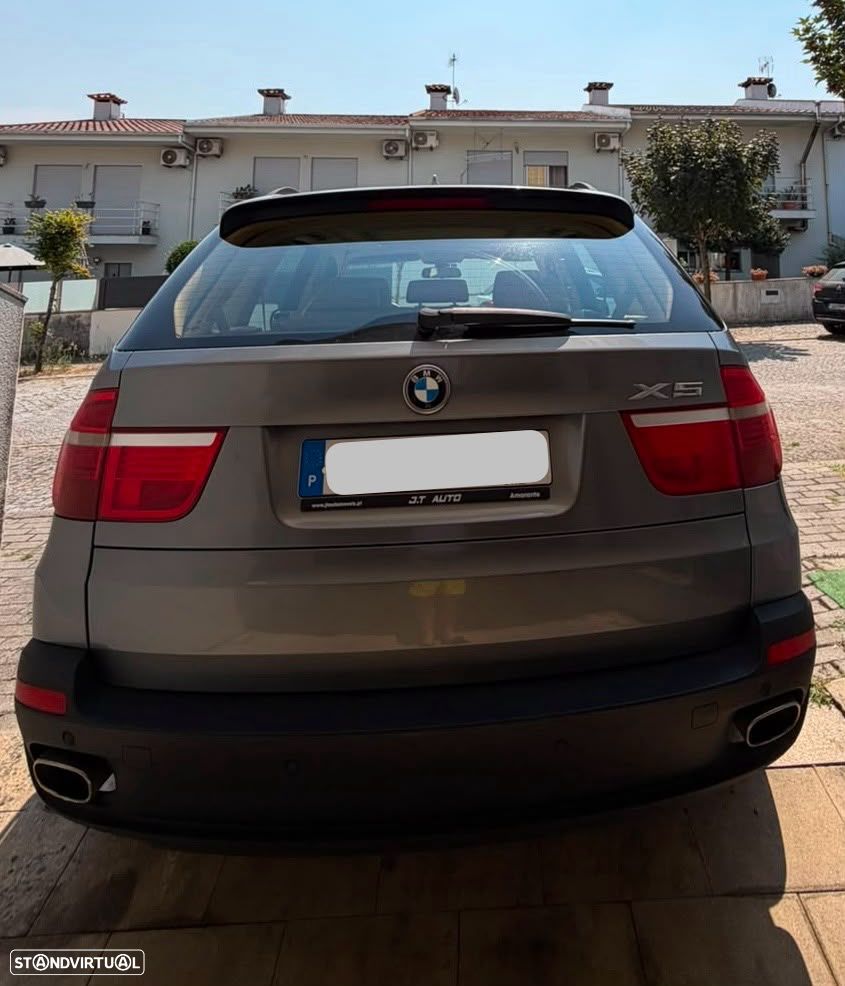 BMW X5 2007 photo 2