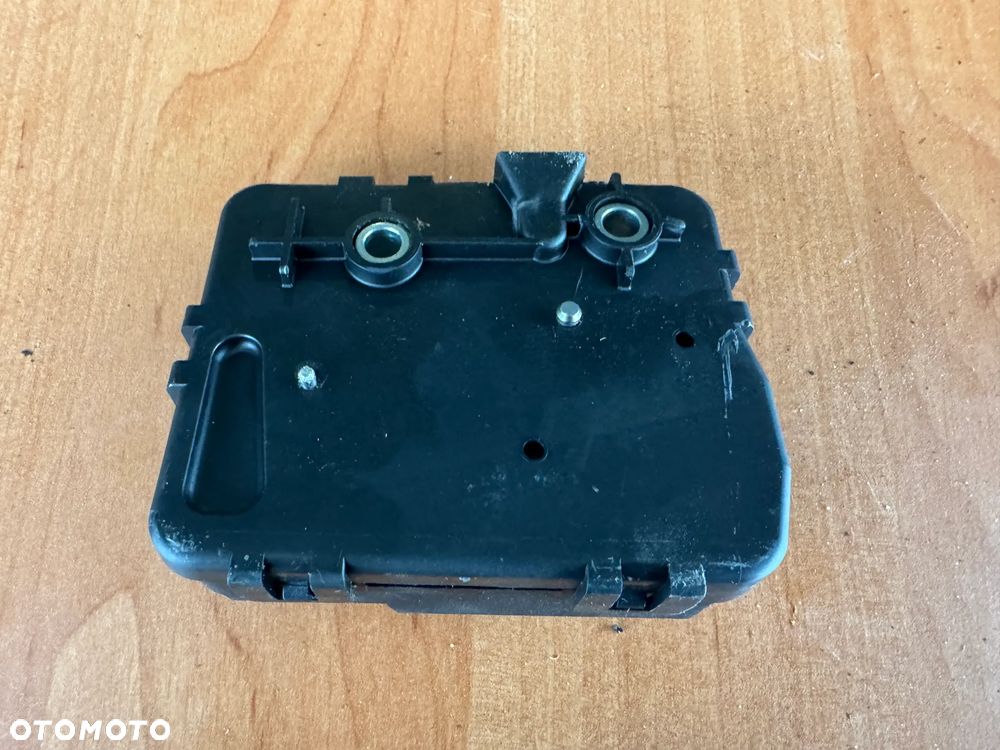 Zamek klapy BMW  E91 8218848 - 3