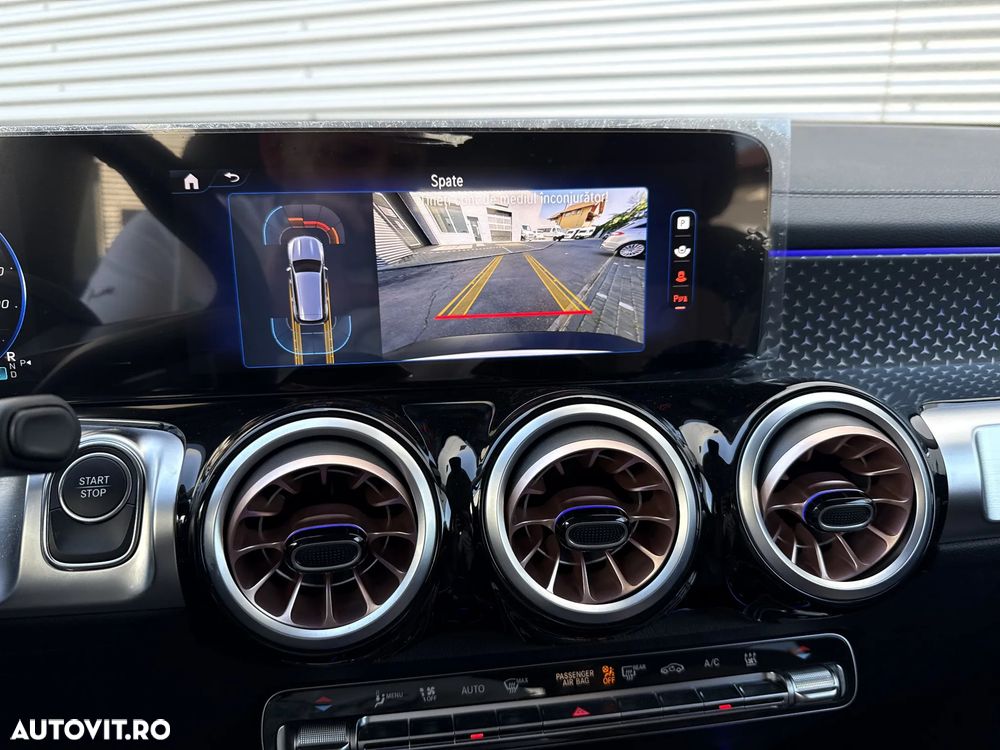 Mercedes-Benz EQB 250+ Electric Art - 27