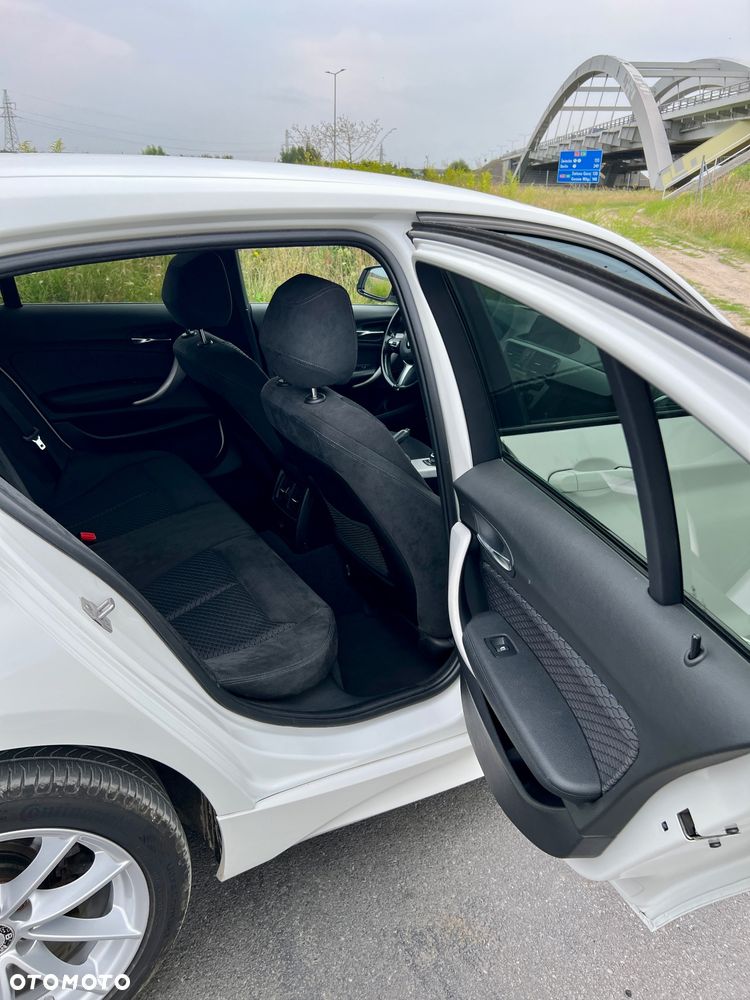 BMW Seria 1 118d M Sport - 12
