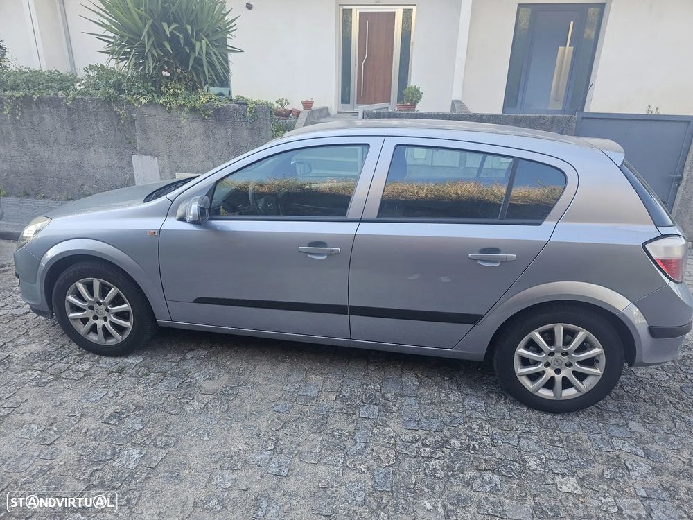 Opel Astra 1.7 DTi Eco - 4