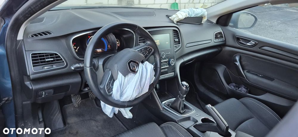 Renault Megane 1.5 Blue dCi Business - 14