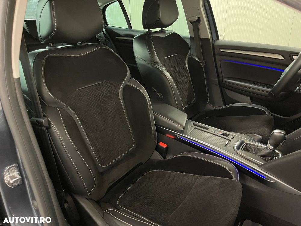 Renault Megane TCe EDC Intens - 10