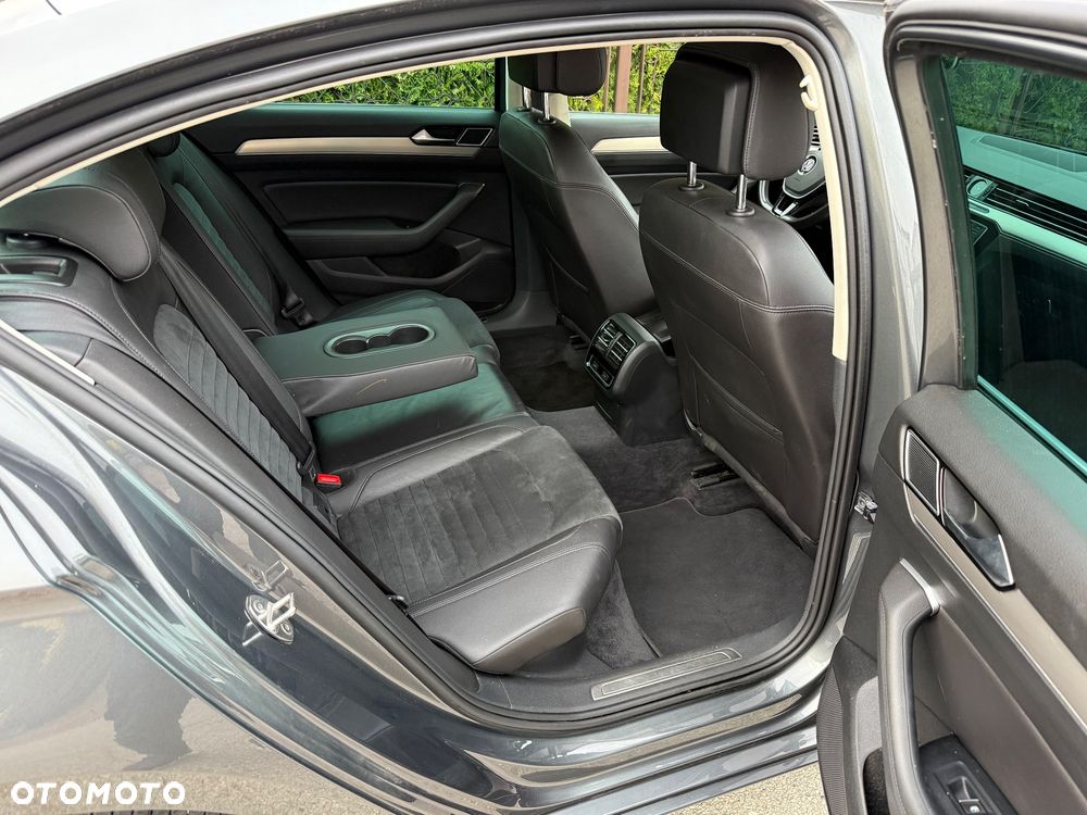 Volkswagen Passat 2.0 TDI BMT Comfortline - 11