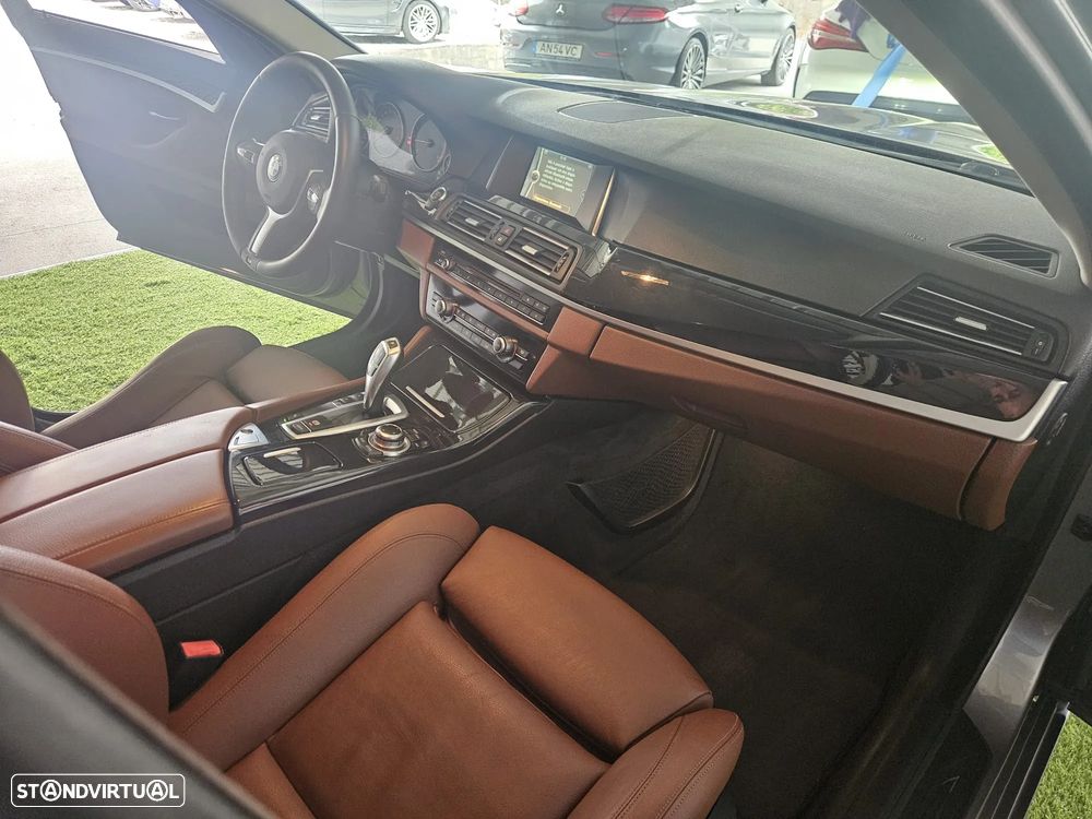 BMW 525 d Line Luxury Auto - 27