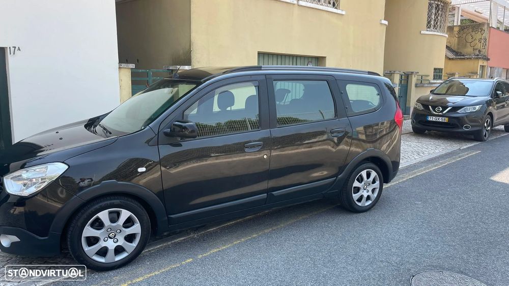 Dacia Lodgy 1.5 Blue dCi Stepway 7L - 5