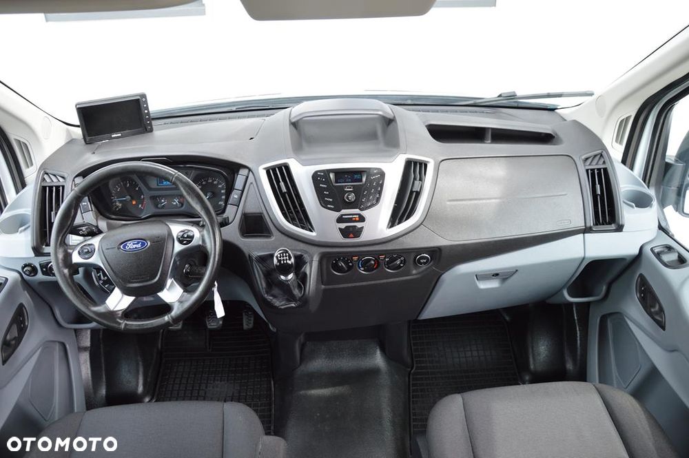 Ford Transit - 16