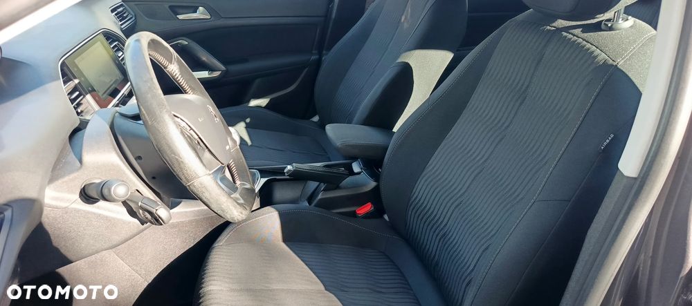 Peugeot 308 - 14