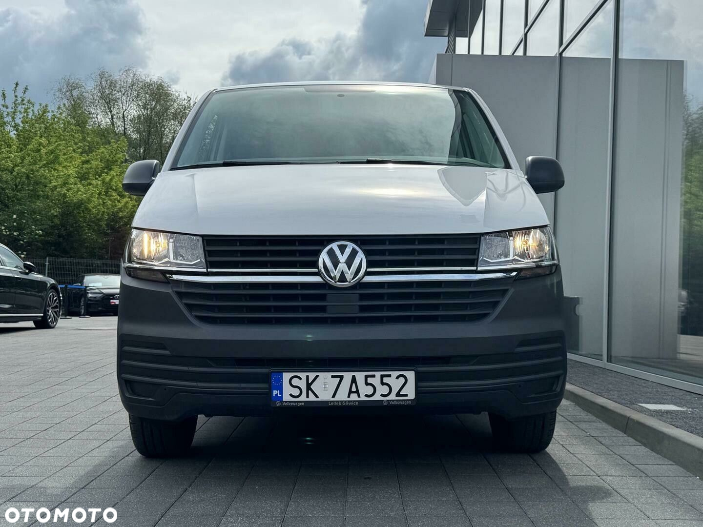 Volkswagen Transporter - 2