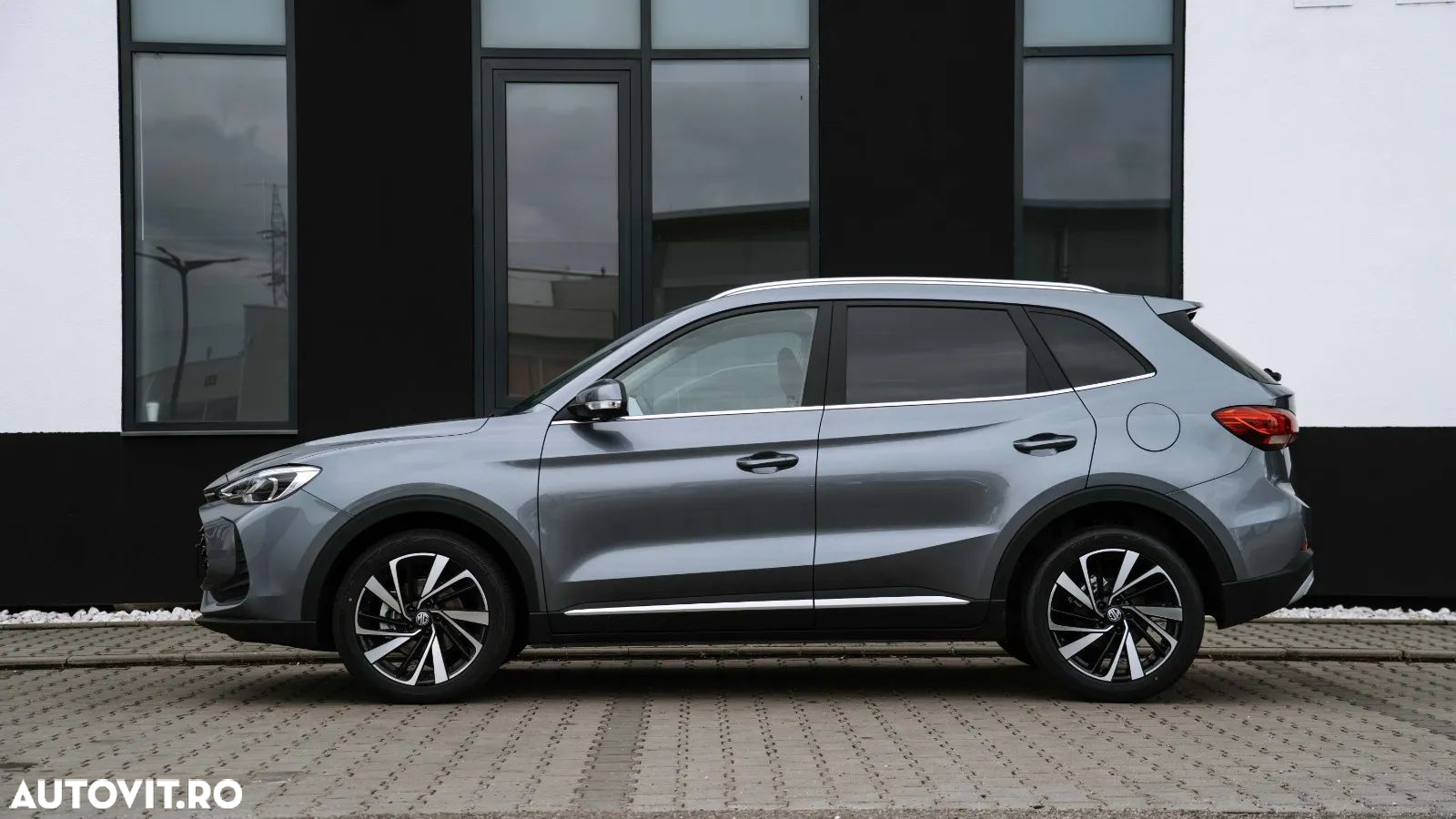 MG ZS HEV - 5